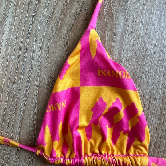 Inamorata Bikini Set with shirt in pink and orange. Tops: small. Bottom: medium. - Picture 3 of 7